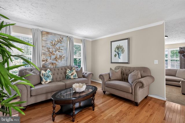 6850 BARNEY DR, Hughesville, MD 20637