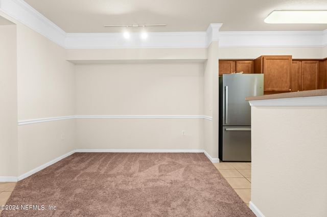 8550 TOUCHTON Road 122, Jacksonville, FL 32216