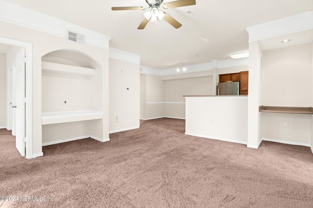 8550 TOUCHTON Road 122, Jacksonville, FL 32216