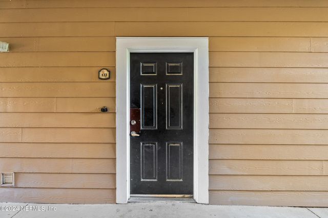 8550 TOUCHTON Road 122, Jacksonville, FL 32216