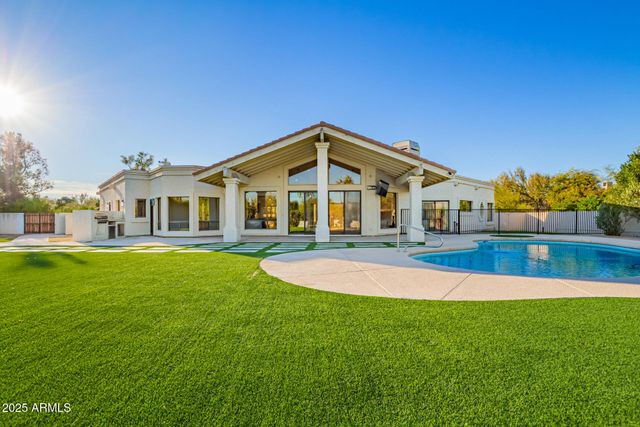 18942 E MOUNTAINAIRE Drive, Rio Verde, AZ 85263