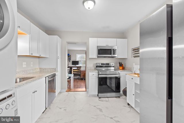 3107 LINDEN AVE, Fredericksburg, VA 22401