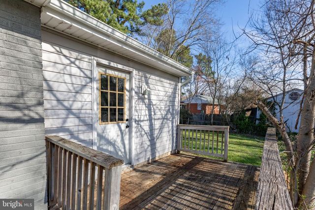 3107 LINDEN AVE, Fredericksburg, VA 22401