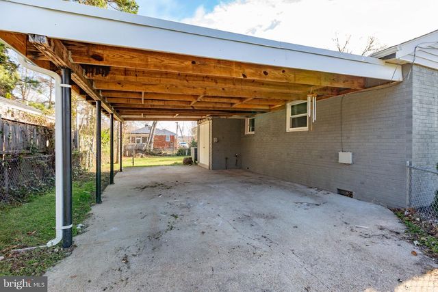 3107 LINDEN AVE, Fredericksburg, VA 22401