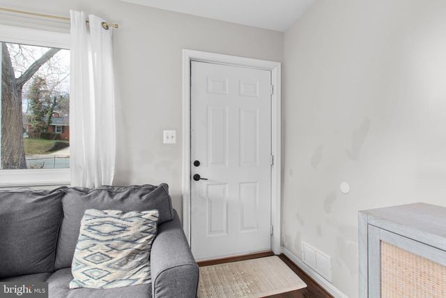 3107 LINDEN AVE, Fredericksburg, VA 22401