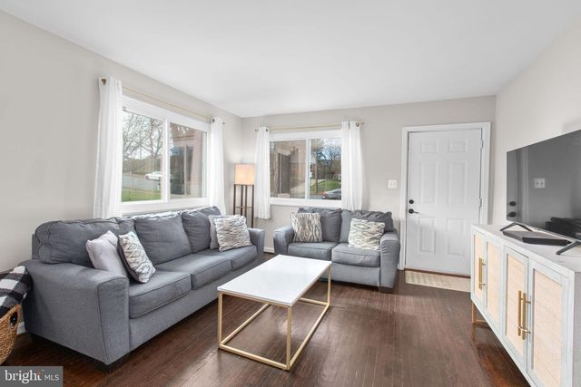 3107 LINDEN AVE, Fredericksburg, VA 22401