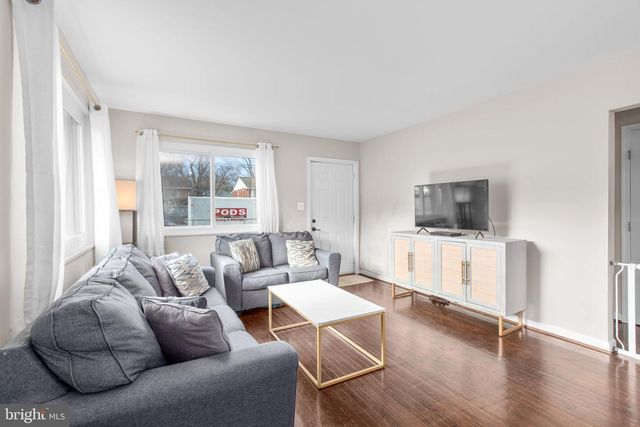 3107 LINDEN AVE, Fredericksburg, VA 22401