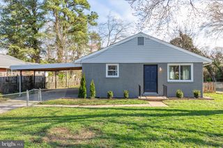 3107 LINDEN AVE, Fredericksburg, VA 22401