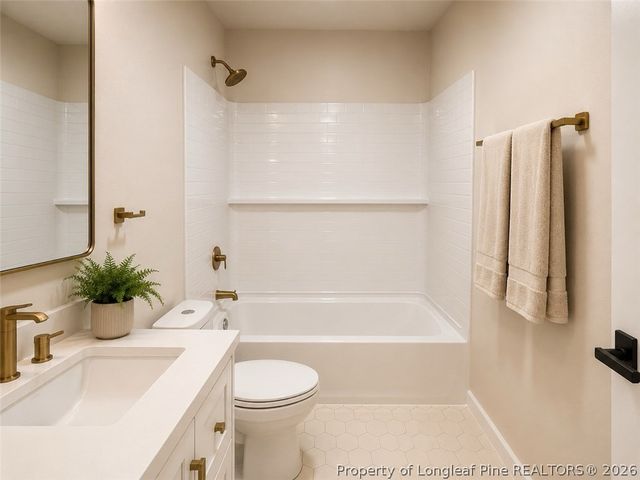 1124 Hoke Loop Road, Fayetteville, NC 28314