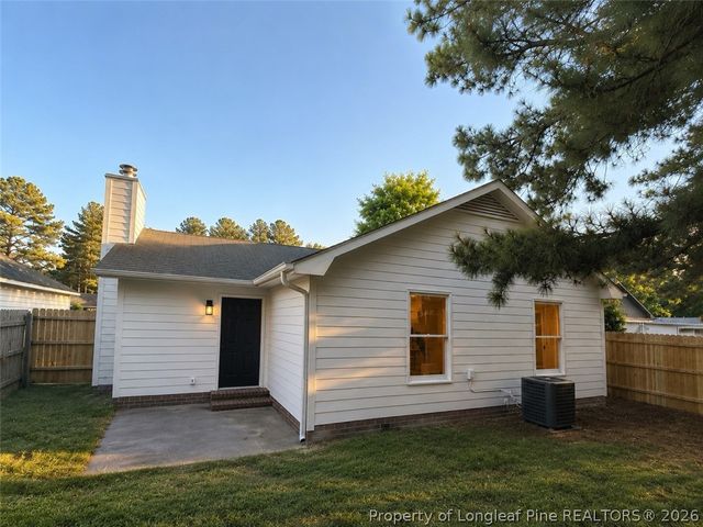 1124 Hoke Loop Road, Fayetteville, NC 28314
