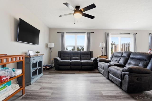 2203 Cobblestone Court, Miamisburg, OH 45342