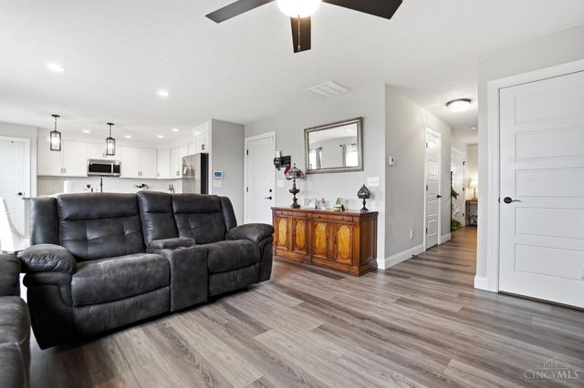 2203 Cobblestone Court, Miamisburg, OH 45342