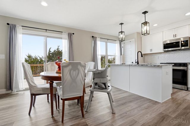 2203 Cobblestone Court, Miamisburg, OH 45342