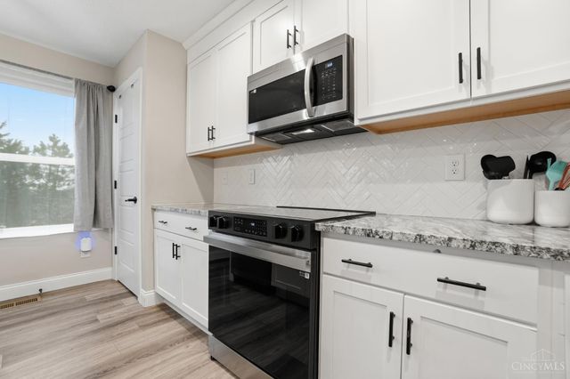 2203 Cobblestone Court, Miamisburg, OH 45342