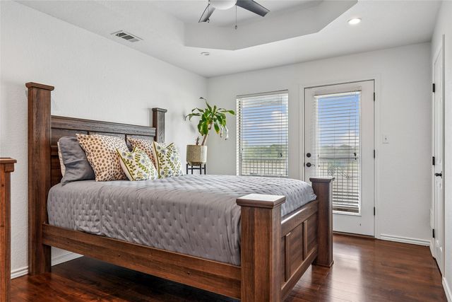 10 Ski Haven Drive, Justin, TX 76247