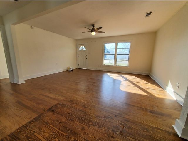 2421 Loy Lake Road, Denison, TX 75020