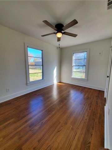 2421 Loy Lake Road, Denison, TX 75020