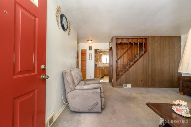 63 Leeds Drive, South Plainfield, NJ 07080