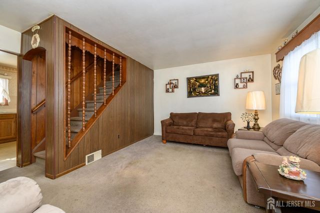 63 Leeds Drive, South Plainfield, NJ 07080