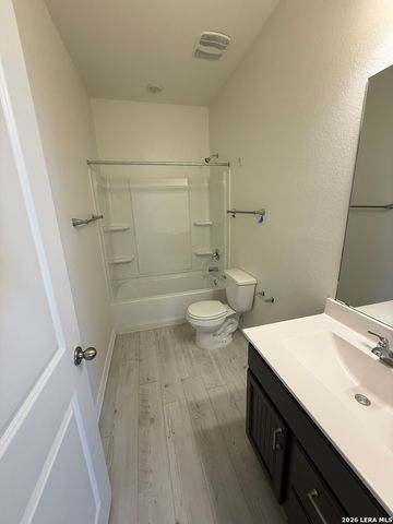 114 East Granite Shrs Dr., Boerne, TX 78006
