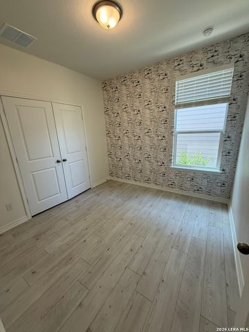 114 East Granite Shrs Dr., Boerne, TX 78006