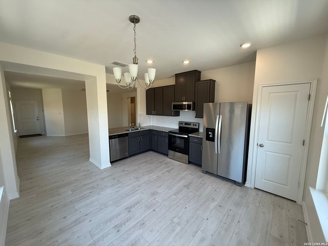 114 East Granite Shrs Dr., Boerne, TX 78006