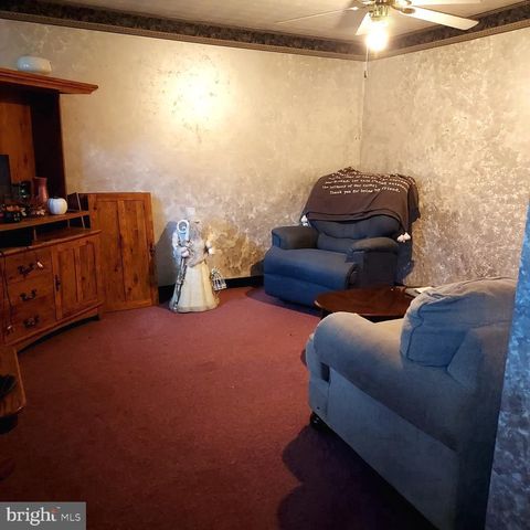 214 GRAND DR, Taneytown, MD 21787