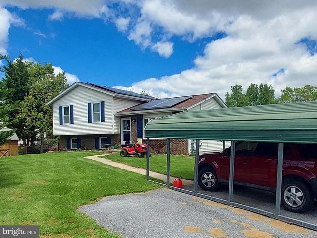 214 GRAND DR, Taneytown, MD 21787