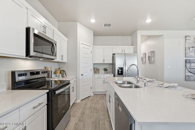 6575 Newcastle Avenue, Las Cruces, NM 88012