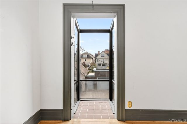 825 Auburn Avenue, Buffalo, NY 14222