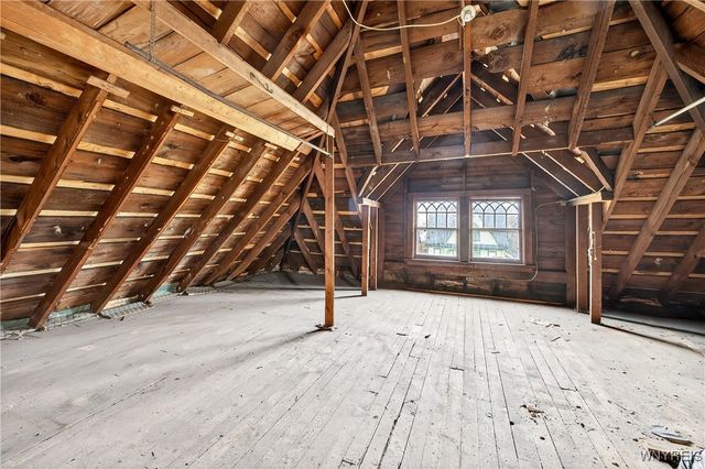 825 Auburn Avenue, Buffalo, NY 14222