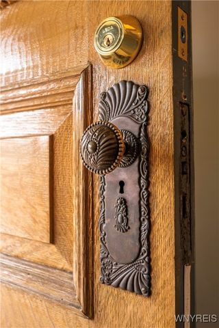 825 Auburn Avenue, Buffalo, NY 14222