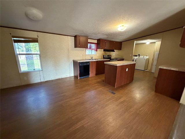 23943 Swallowtail Lane, New Caney, TX 77357