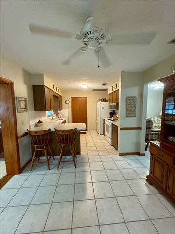 827 STRAWBERRY LANE, Brandon, FL 33511