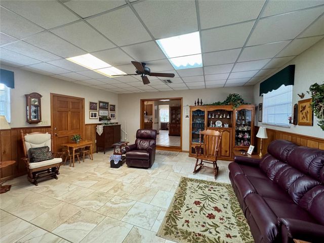 827 STRAWBERRY LANE, Brandon, FL 33511