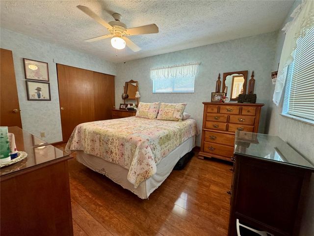 827 STRAWBERRY LANE, Brandon, FL 33511