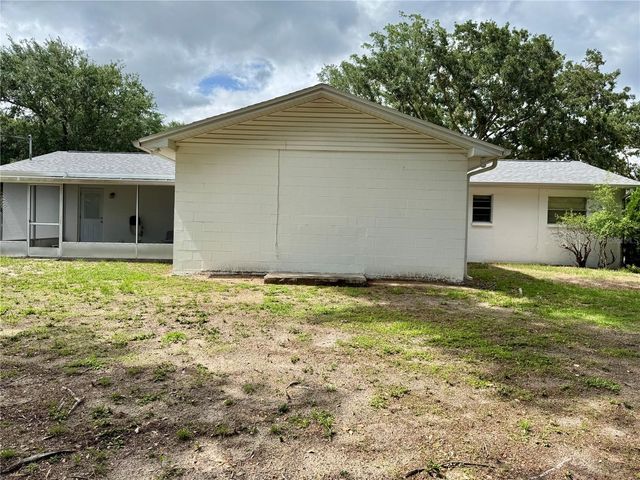 827 STRAWBERRY LANE, Brandon, FL 33511