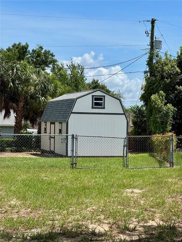 827 STRAWBERRY LANE, Brandon, FL 33511