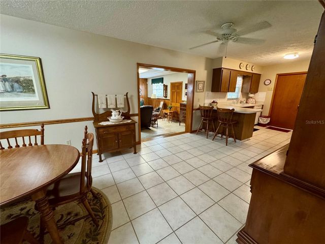 827 STRAWBERRY LANE, Brandon, FL 33511