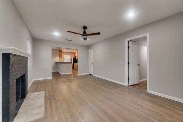2711 Avon Street, Dallas, TX 75211