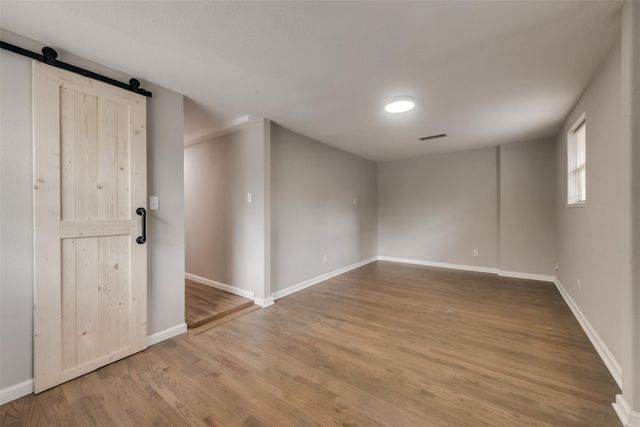 2711 Avon Street, Dallas, TX 75211