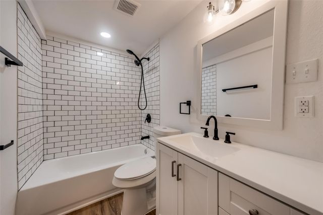 2711 Avon Street, Dallas, TX 75211