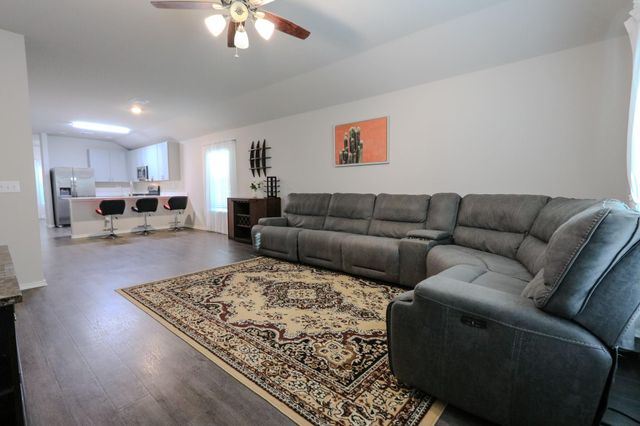 328 Cumberland Forest Drive, Magnolia, TX 77354