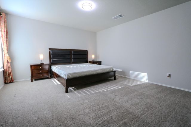 328 Cumberland Forest Drive, Magnolia, TX 77354