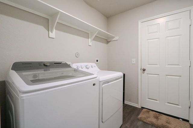 328 Cumberland Forest Drive, Magnolia, TX 77354