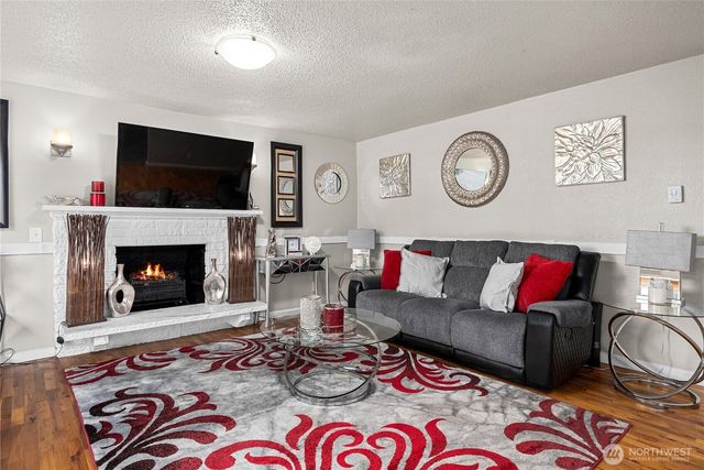 8808 S Ainsworth Avenue, Tacoma, WA 98444