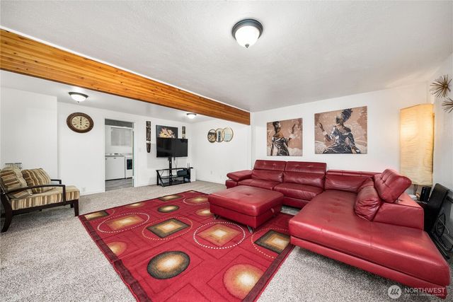 8808 S Ainsworth Avenue, Tacoma, WA 98444