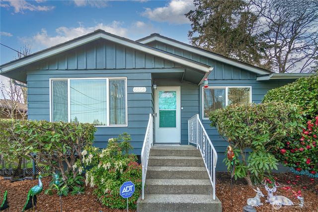 8808 S Ainsworth Avenue, Tacoma, WA 98444