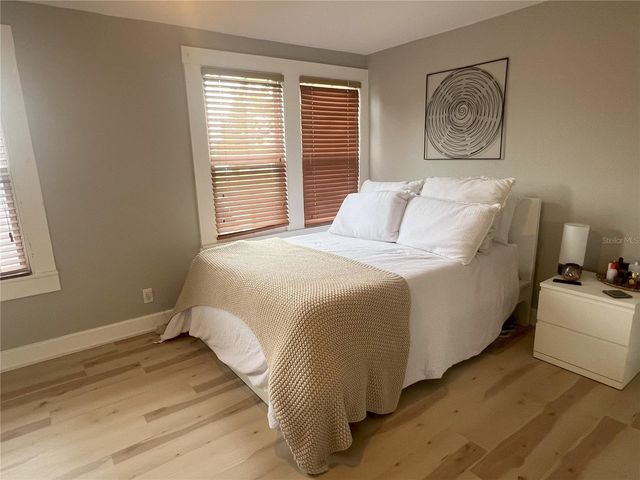 308 W WARREN AVENUE B, Tampa, FL 33602