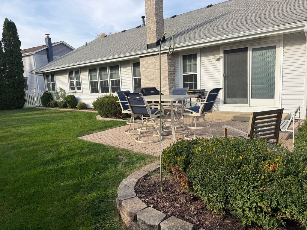 179 Farmgate Drive, Schaumburg, IL 60193 — photo 3